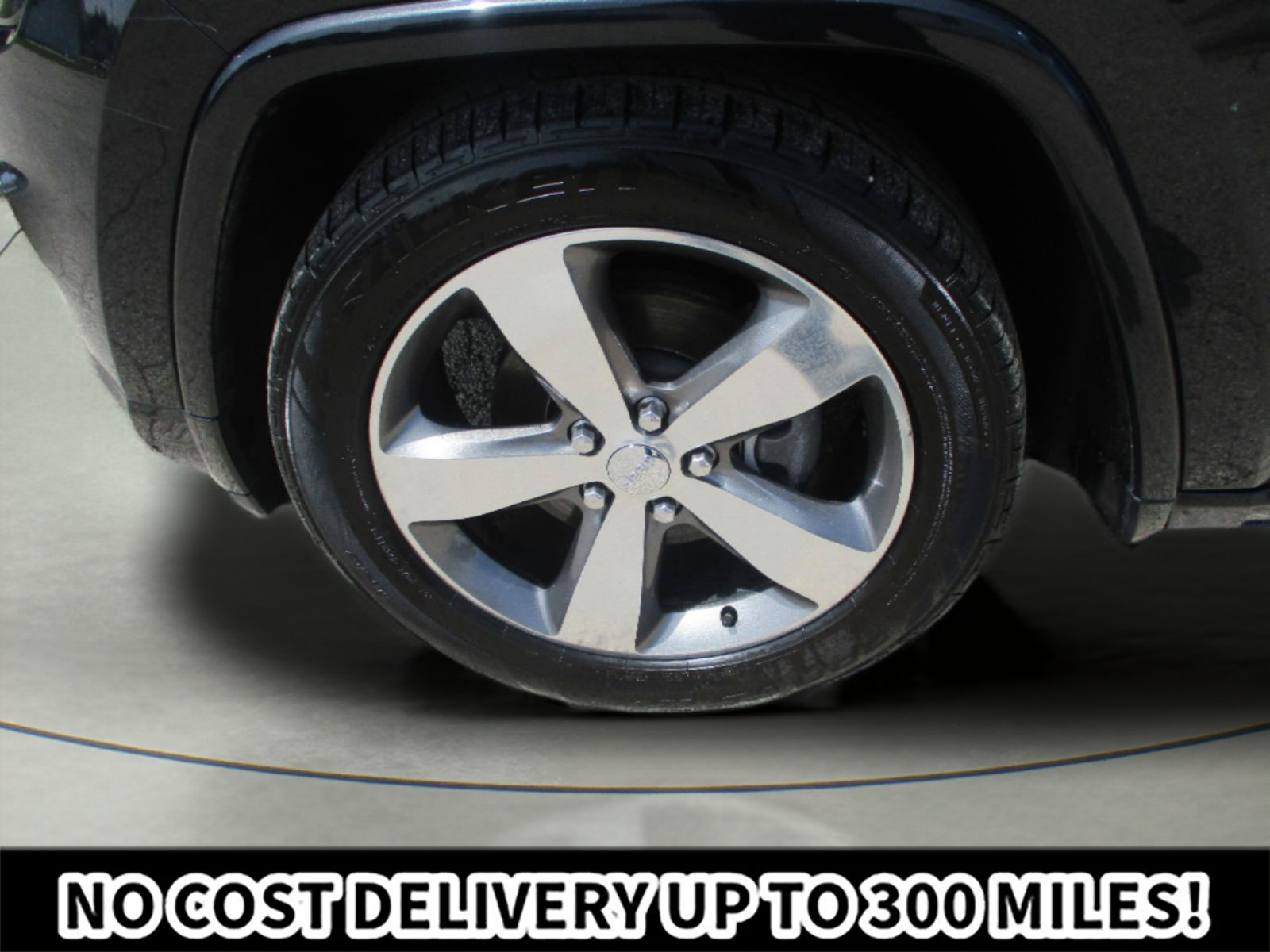 Used 2015 Jeep Grand Cherokee Overland w/ Advanced Technology Group AWD/4WD image 32