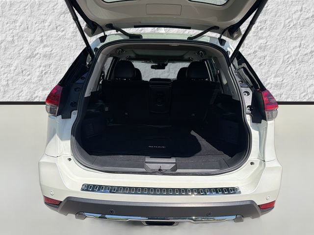 Used 2020 Nissan Rogue SL w/ Premium Package image 12