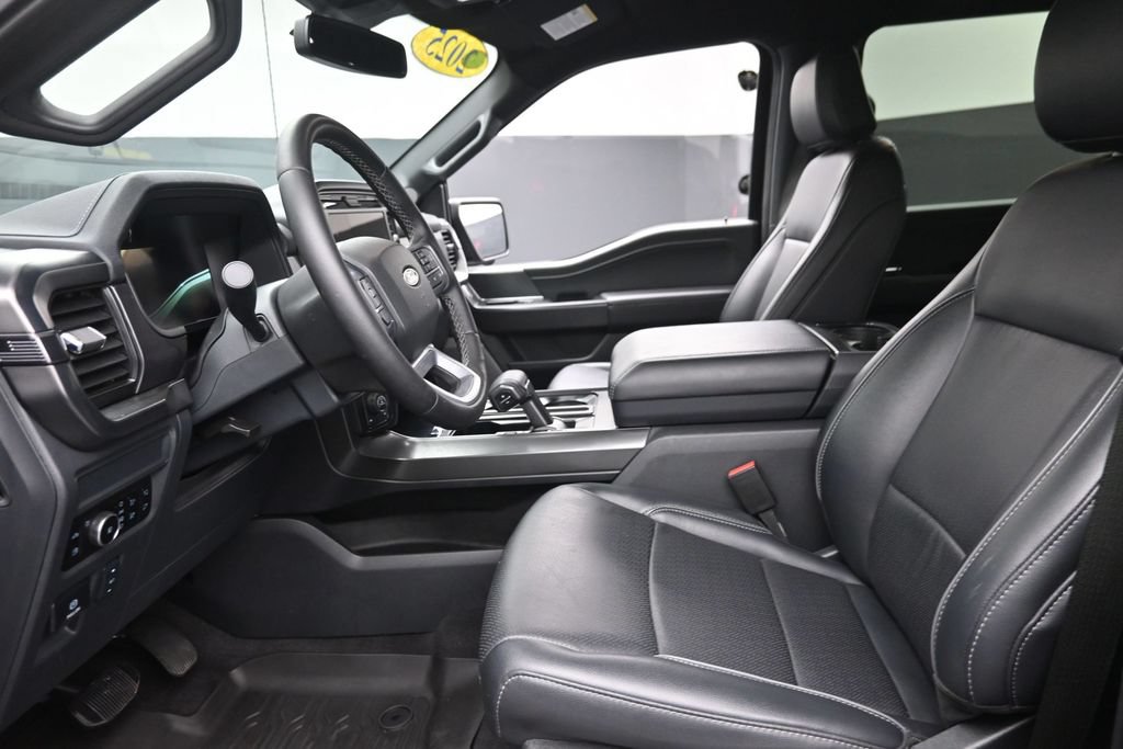 Used 2025 Ford F150 Lariat w/ Equipment Group 501A Mid AWD/4WD image 16