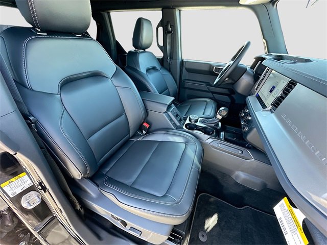 Used 2025 Ford Bronco Outer Banks image 28