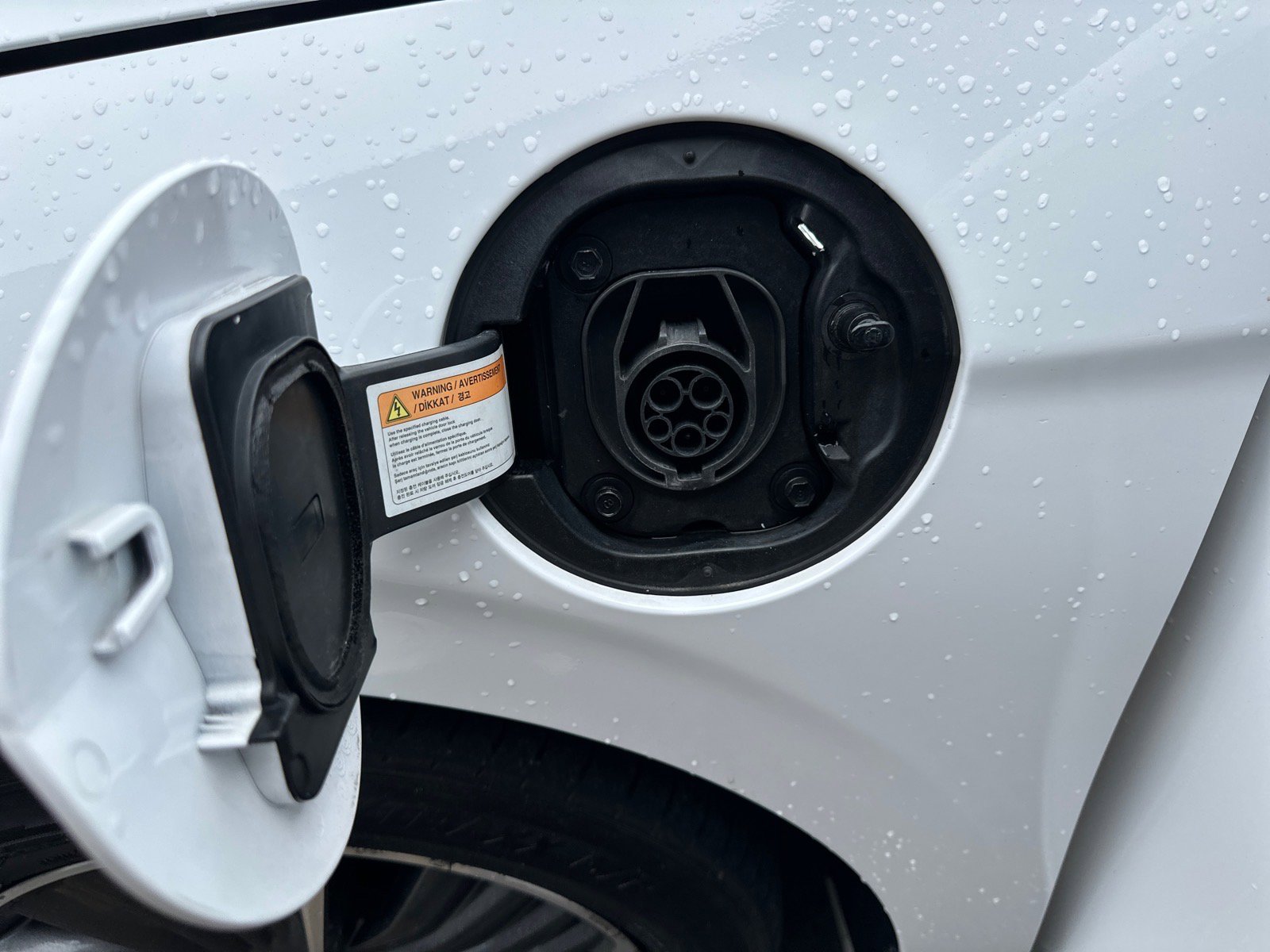 Used 2021 Hyundai Ioniq SEL image 11