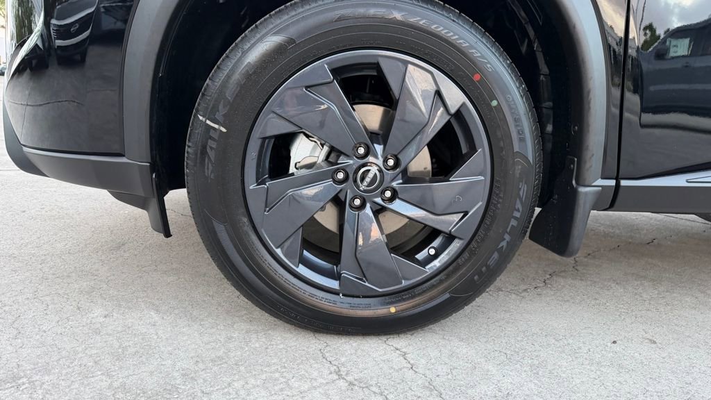 New 2026 Nissan Rogue SV image 11