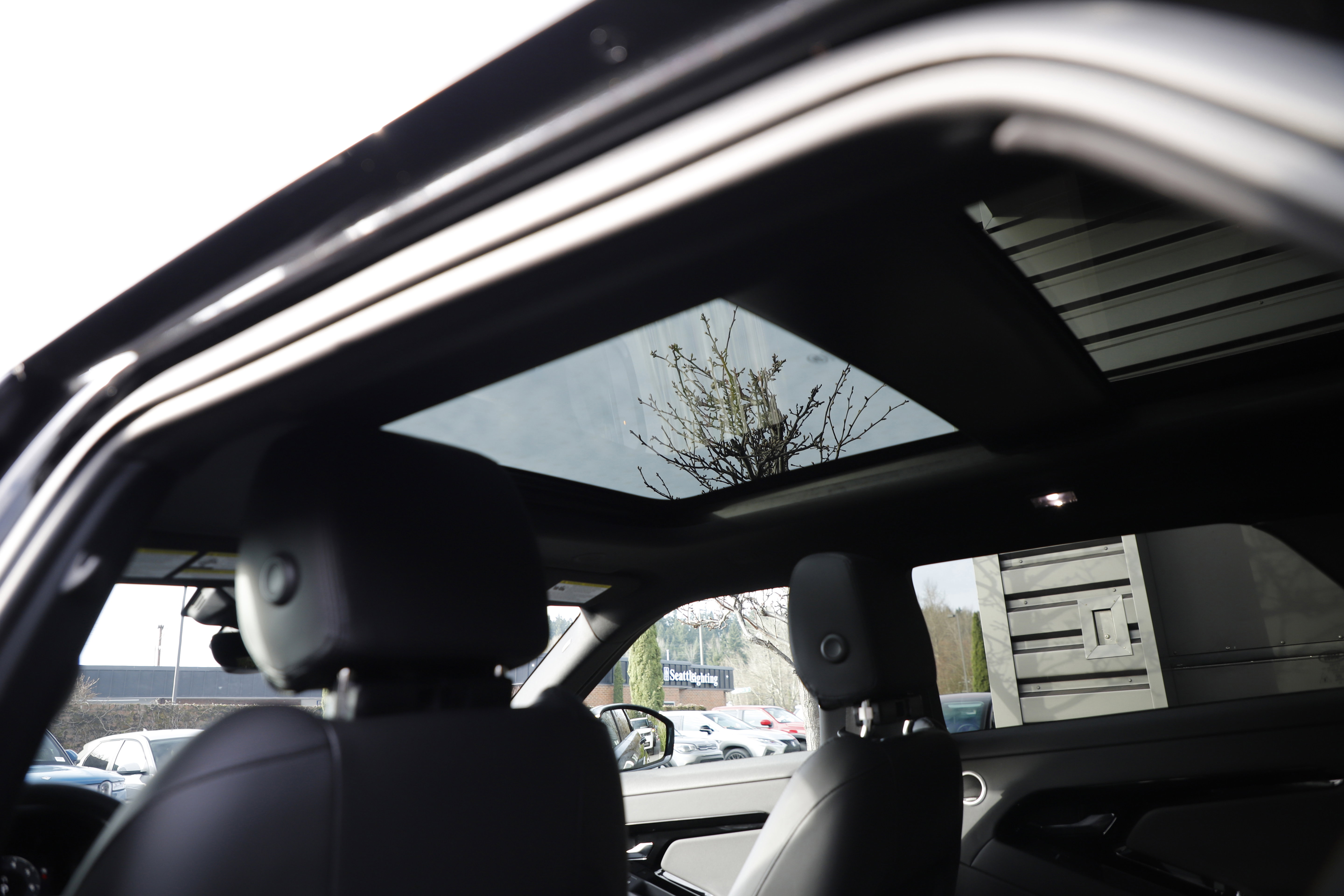 Certified 2025 Land Rover Range Rover Evoque S image 19