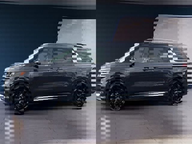 Certified 2024 Kia Carnival SX Prestige image 2