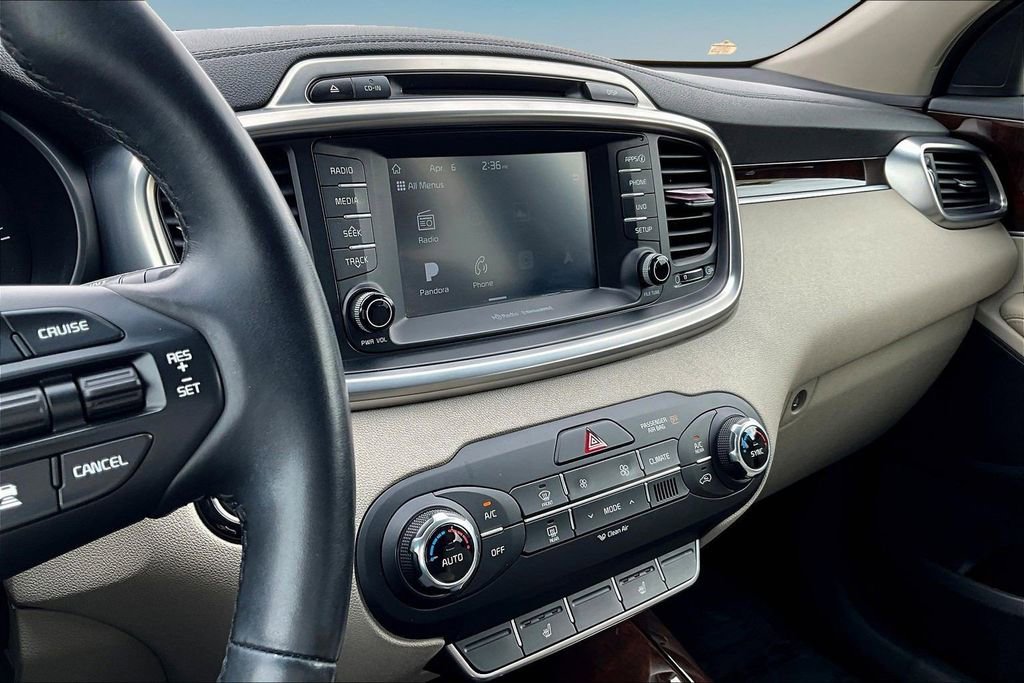 Used 2018 Kia Sorento EX w/ EX Advanced Touring Package image 6