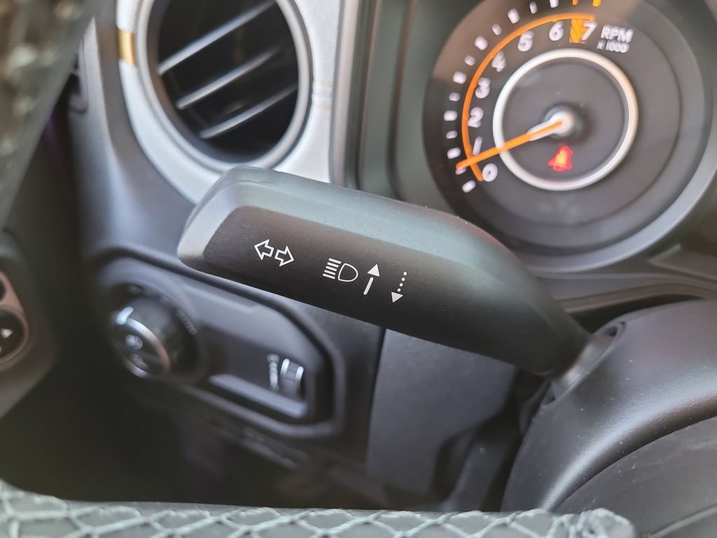 New 2026 Jeep Gladiator Sport AWD/4WD image 32