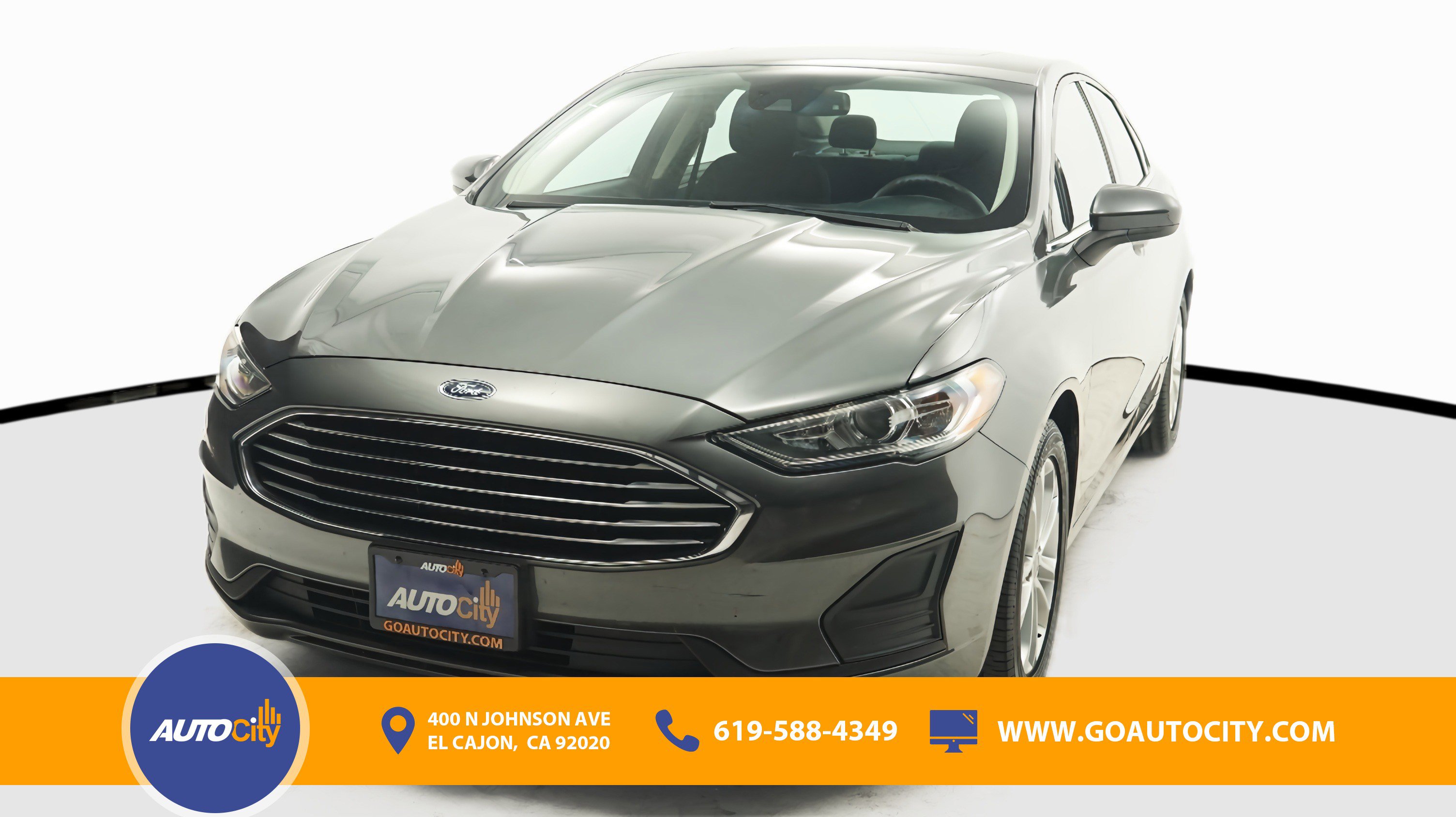 Used 2019 Ford Fusion SE FWD image 1