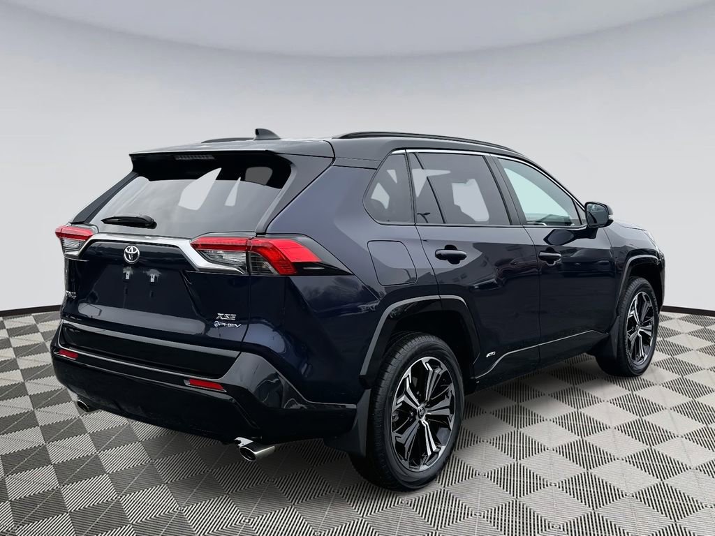Used 2025 Toyota RAV4 XSE w/ Weather Package video 2