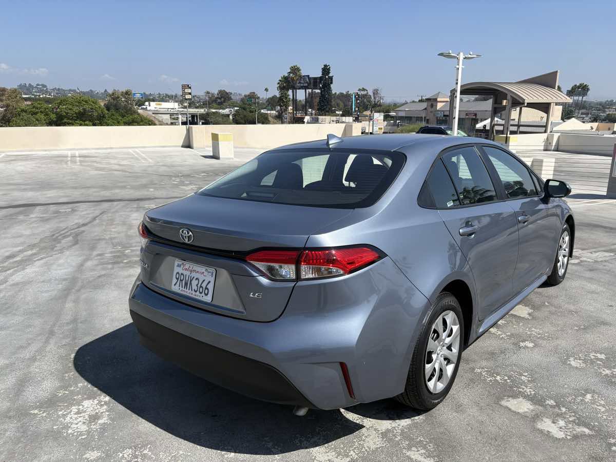 Used 2025 Toyota Corolla LE image 35
