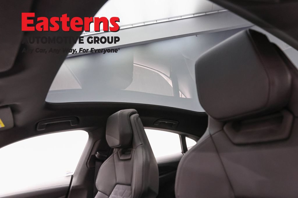 Used 2022 Audi e-tron GT Premium Plus AWD/4WD image 35