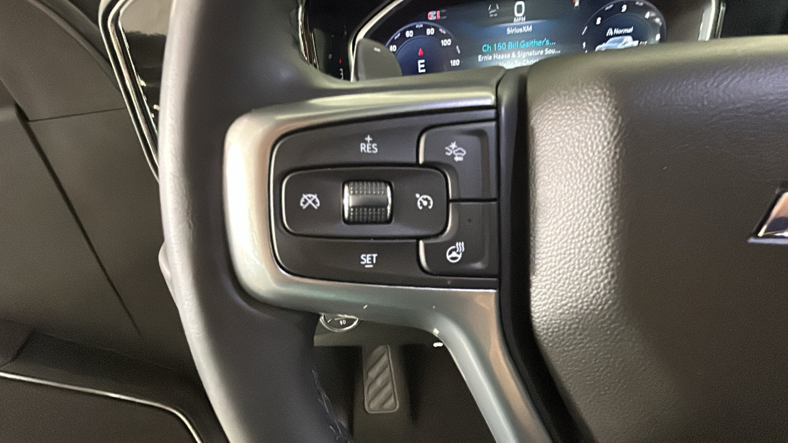 Used 2026 Chevrolet Silverado 1500 LTZ w/ LTZ Convenience Package II AWD/4WD image 19