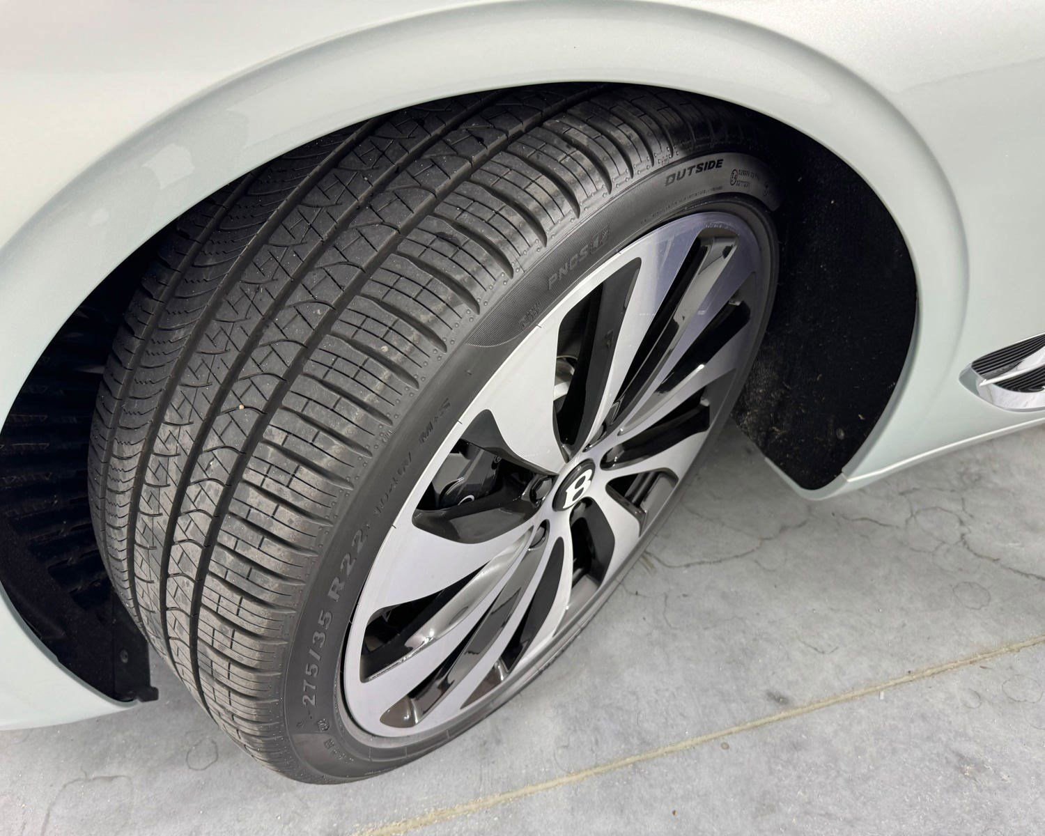 Used 2024 Bentley Continental GT Azure image 48