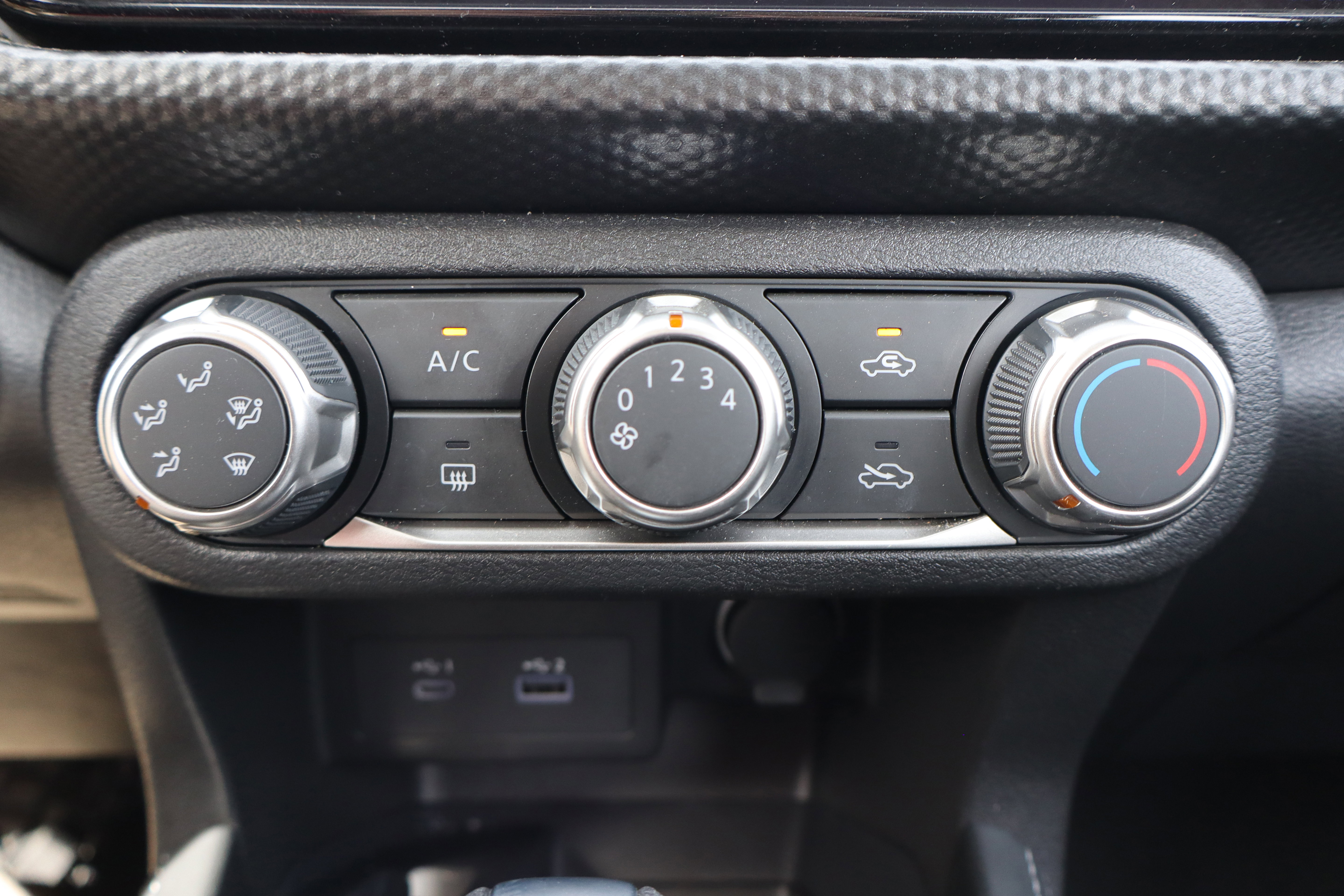 Used 2023 Nissan Kicks SV w/ Interior Electronics Package FWD image 21
