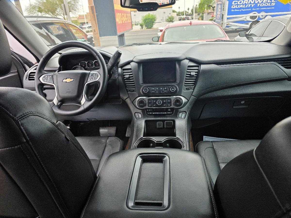 Used 2018 Chevrolet Suburban LT AWD/4WD image 37