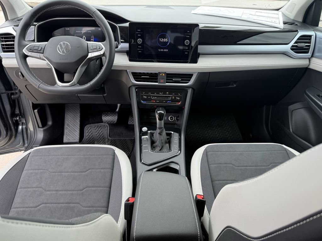 New 2026 Volkswagen Taos SE image 26