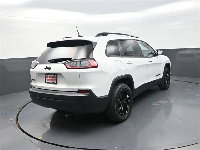 Used 2023 Jeep Cherokee Altitude Lux image 7