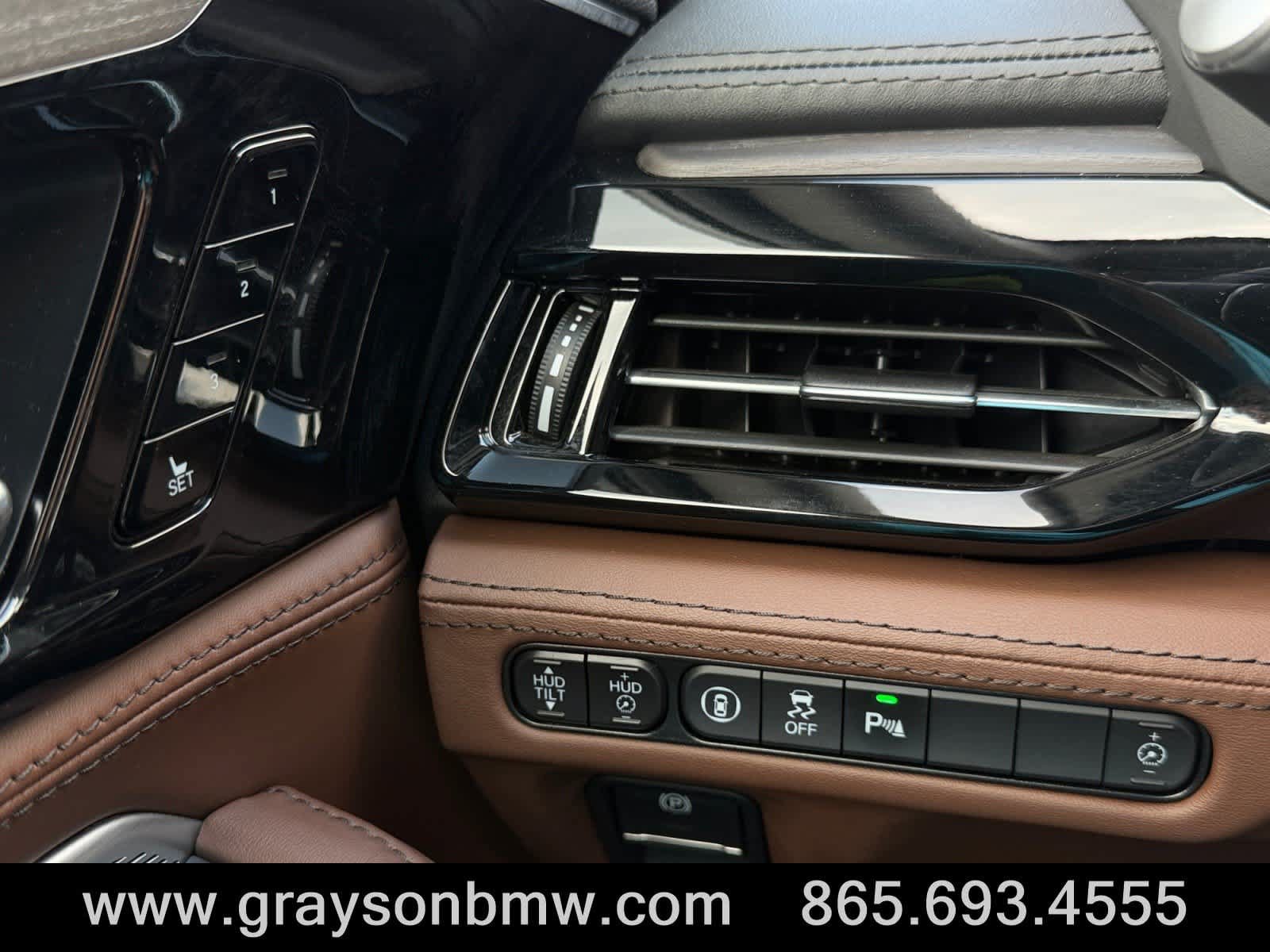 Used 2024 Acura MDX w/ Advance Package AWD/4WD image 24