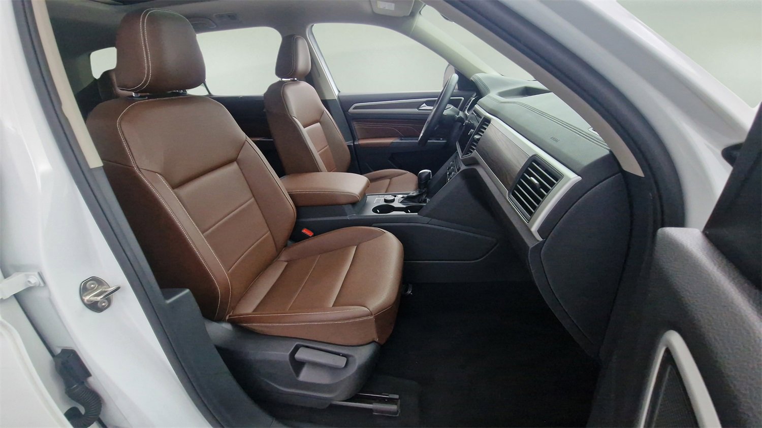 Used 2021 Volkswagen Atlas SE w/ Panoramic Sunroof Package image 29