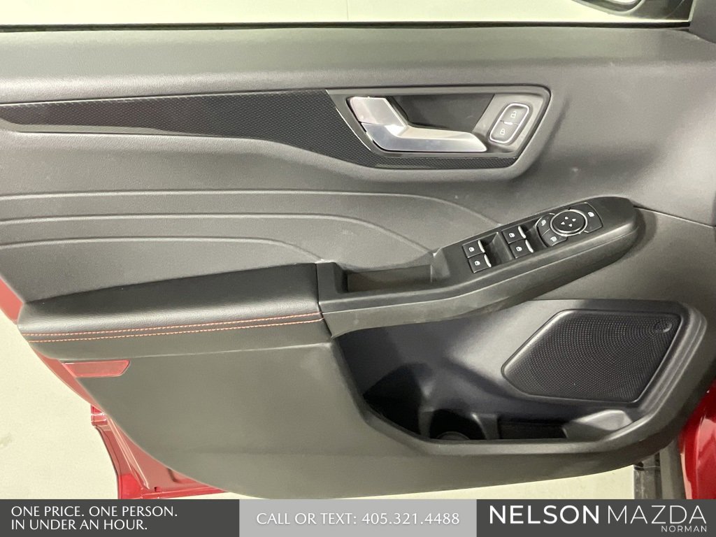 Used 2024 Ford Escape ST-Line w/ Tech Pack #1 image 16