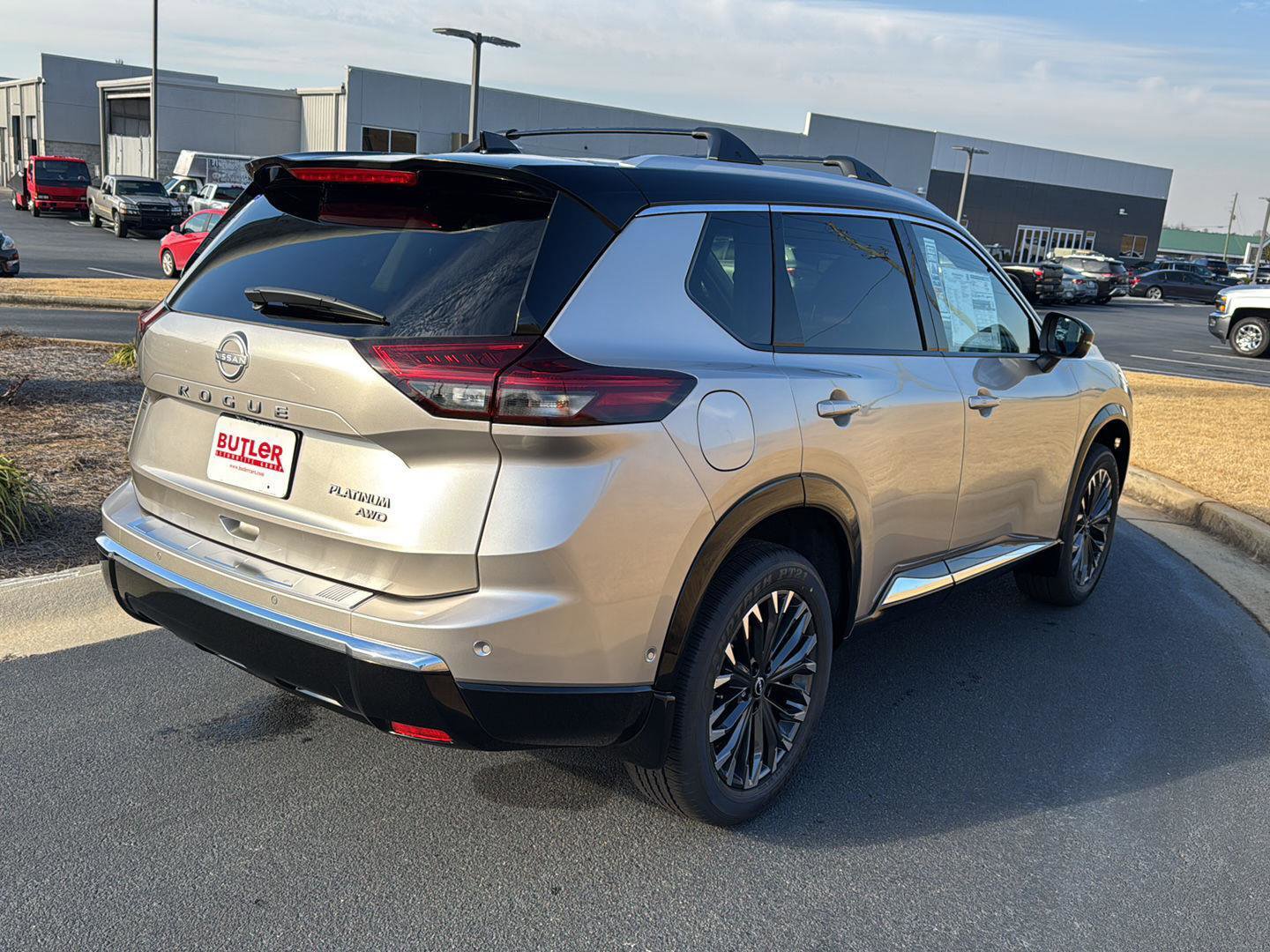 New 2026 Nissan Rogue Platinum w/ Platinum Premium Package image 5