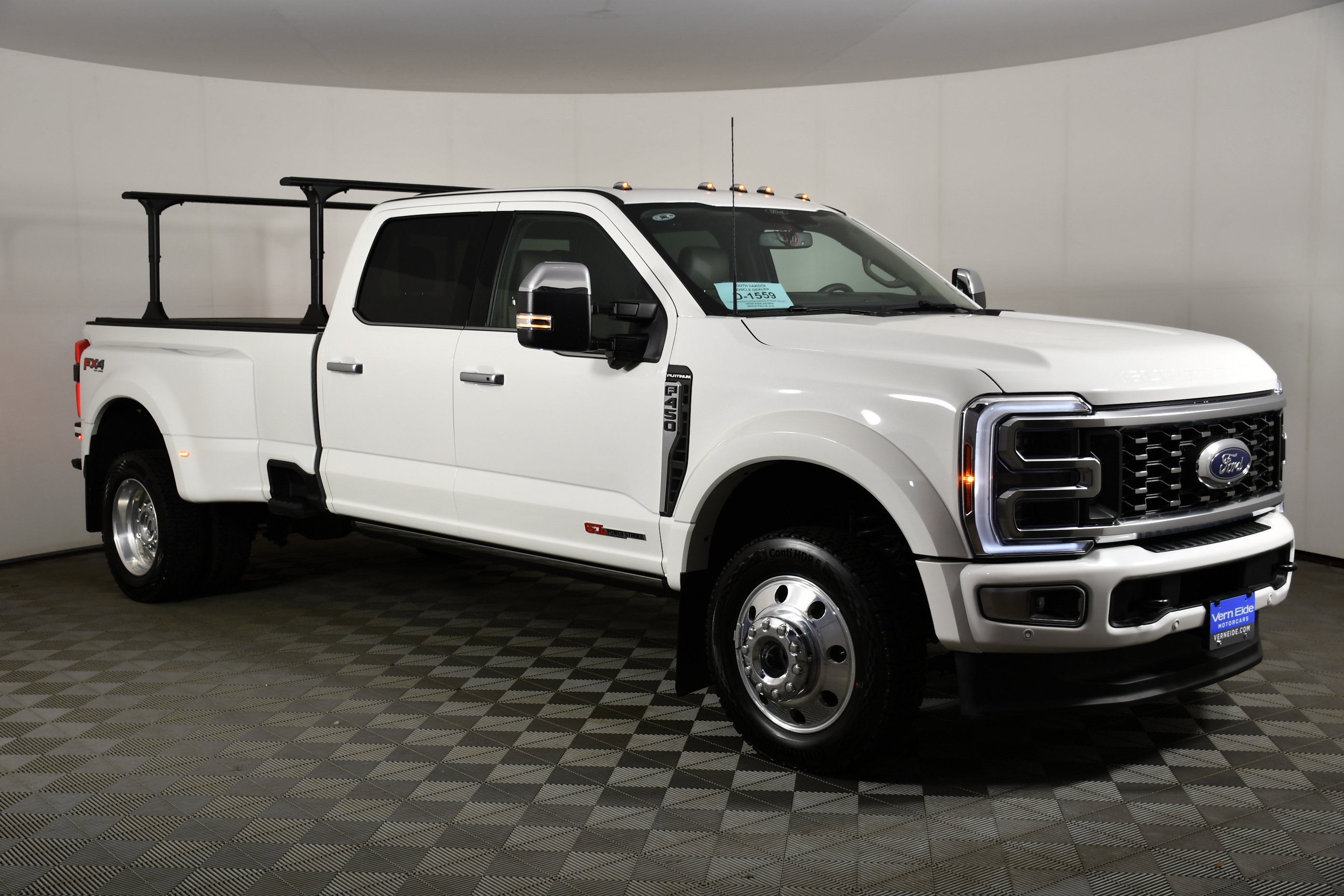 Used 2026 Ford F450 Platinum w/ Platinum Plus Package AWD/4WD image 4