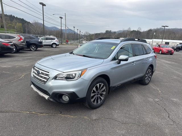 Used 2017 Subaru Outback 2.5i Limited w/ Popular Package #5 image 4