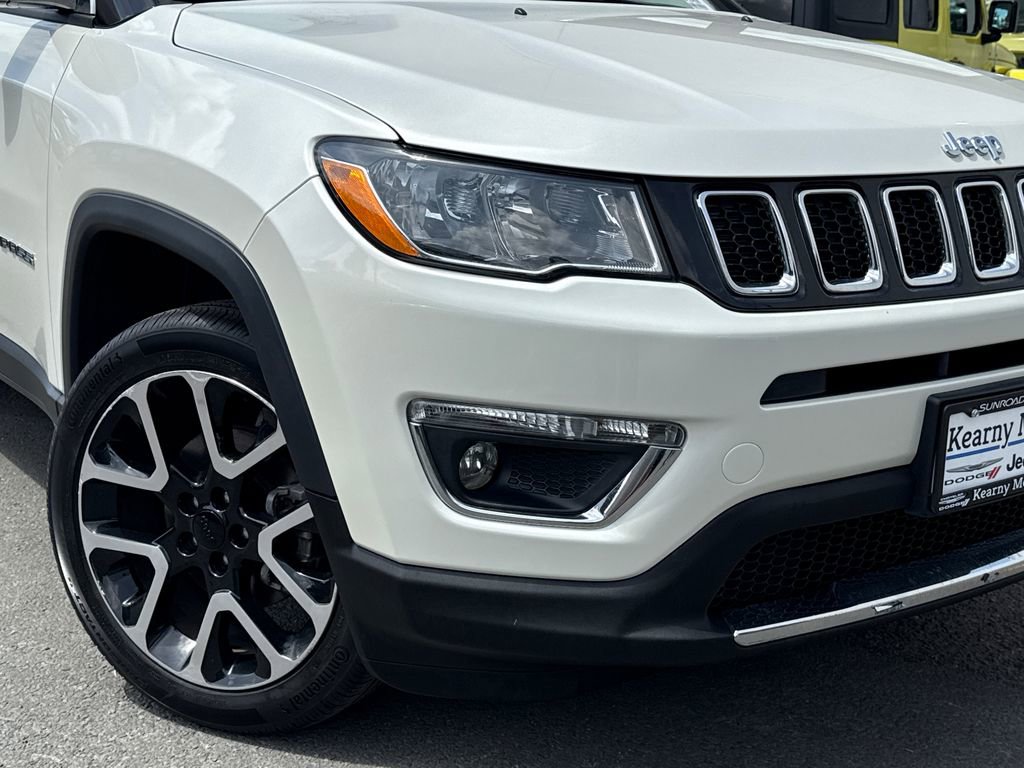 Used 2018 Jeep Compass Limited AWD/4WD image 6