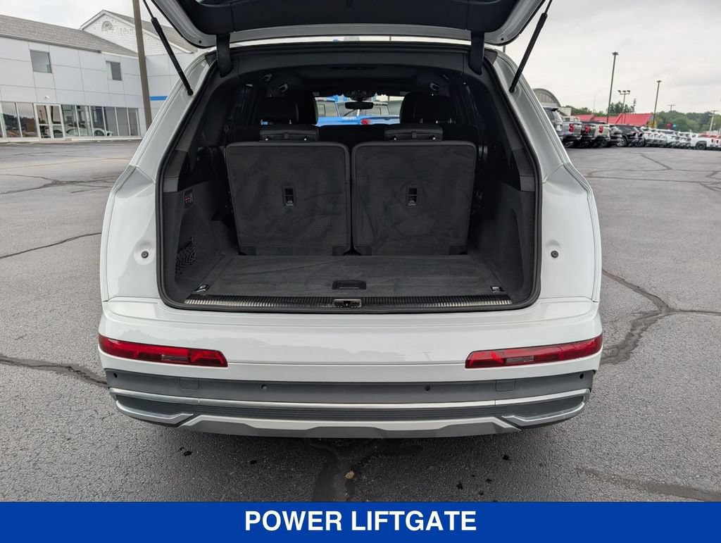 Used 2023 Audi Q7 2.0T Premium Plus w/ Premium Plus Package AWD/4WD image 26