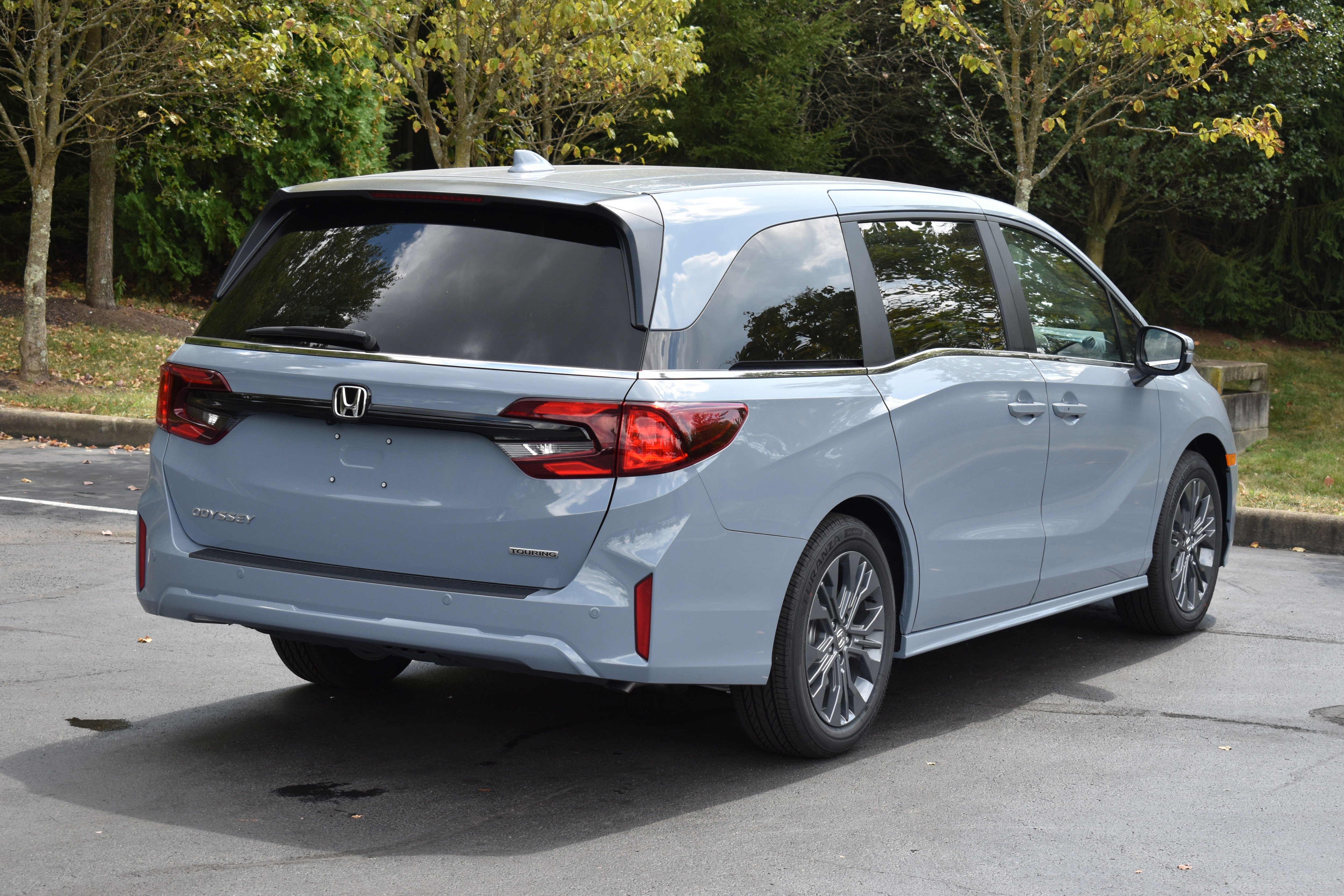 New 2026 Honda Odyssey Touring image 8