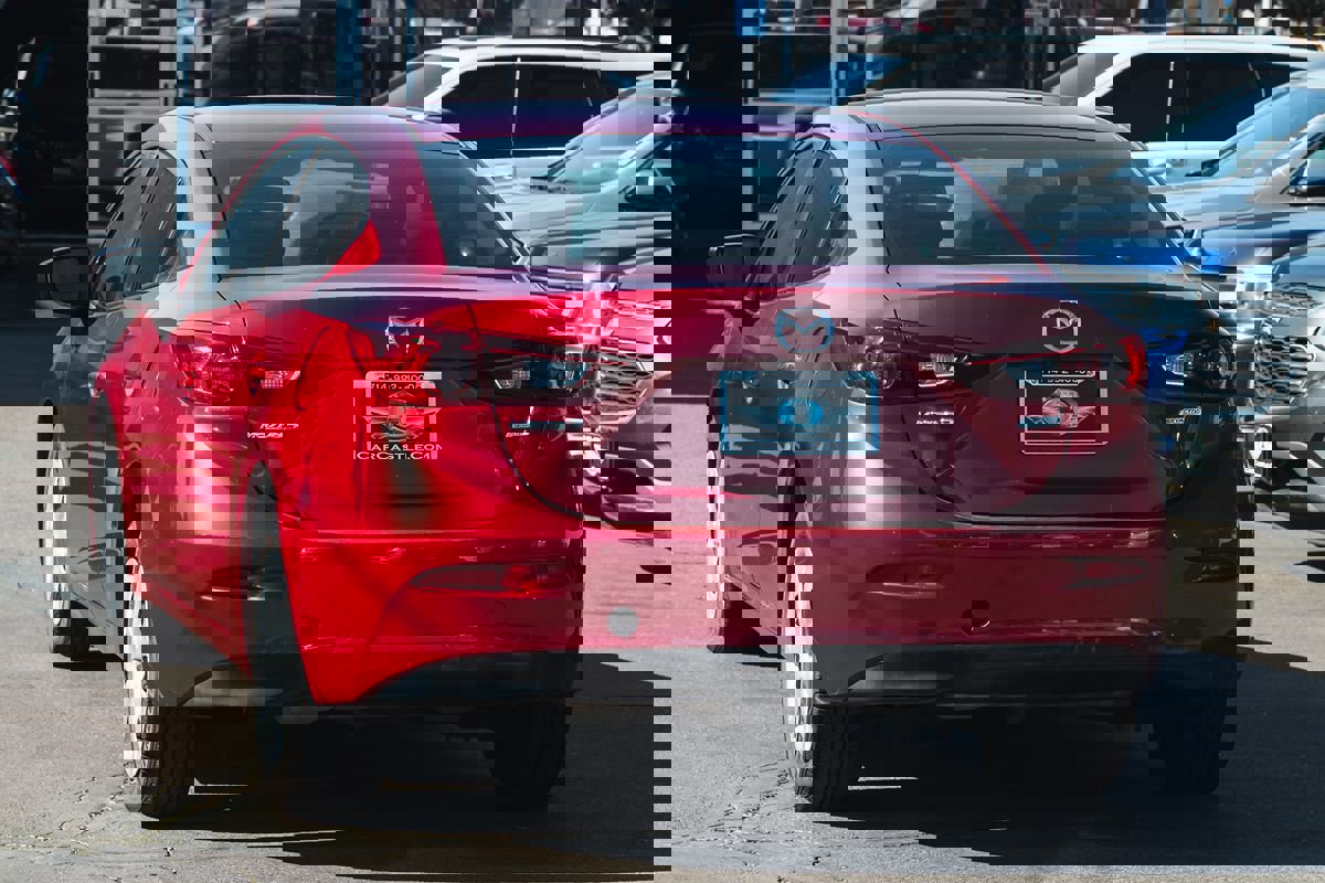 Used 2016 MAZDA MAZDA3 i Sport image 7