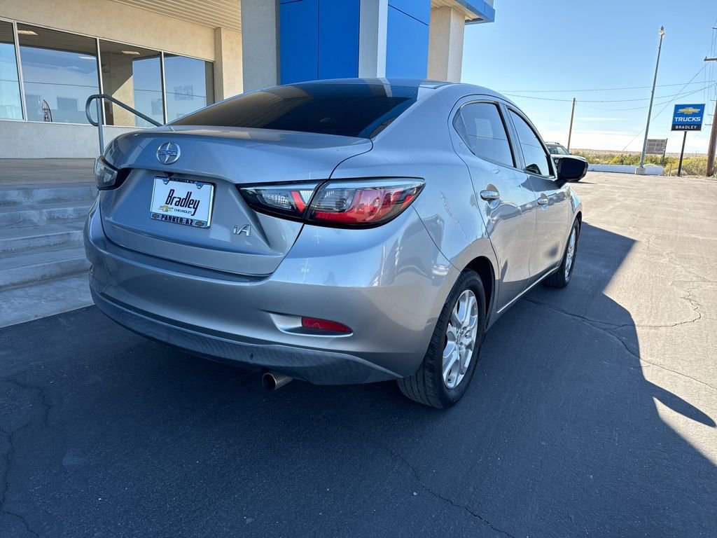 Used 2016 Scion iA image 5