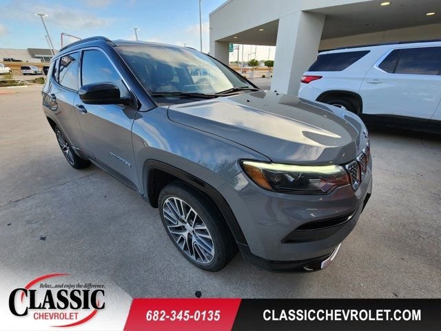 Used 2023 Jeep Compass Limited w/ Elite Group image 1