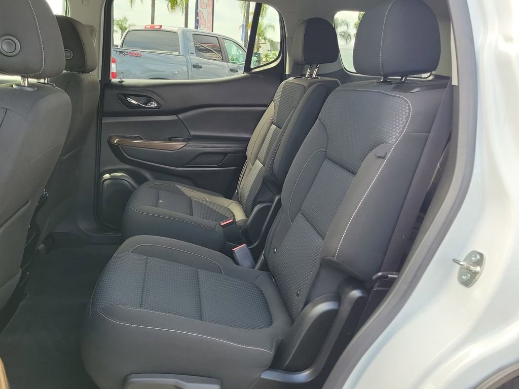 Used 2023 GMC Acadia SLE w/ Elevation Edition image 23