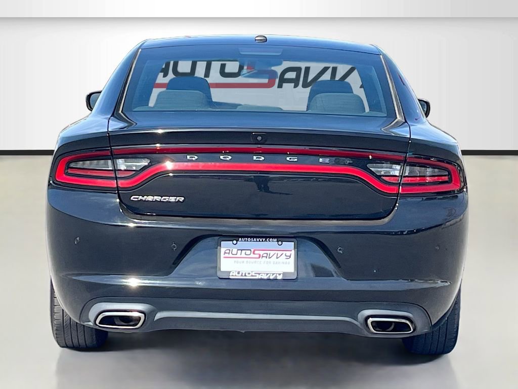Used 2022 Dodge Charger SXT RWD image 6