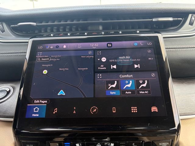 Used 2021 Jeep Grand Cherokee L Limited w/ Luxury Tech Group II image 15