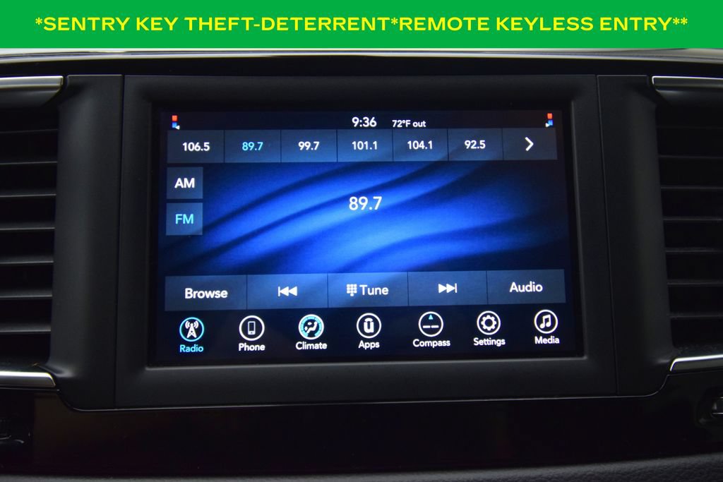 Used 2019 Chrysler Pacifica L FWD image 13