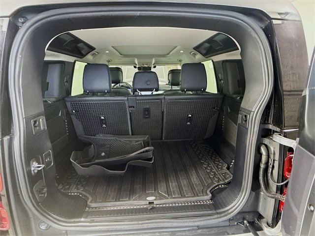 Used 2020 Land Rover Defender 110 HSE image 28
