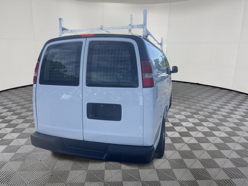 Used 2016 GMC Savana 3500 Extended RWD image 12