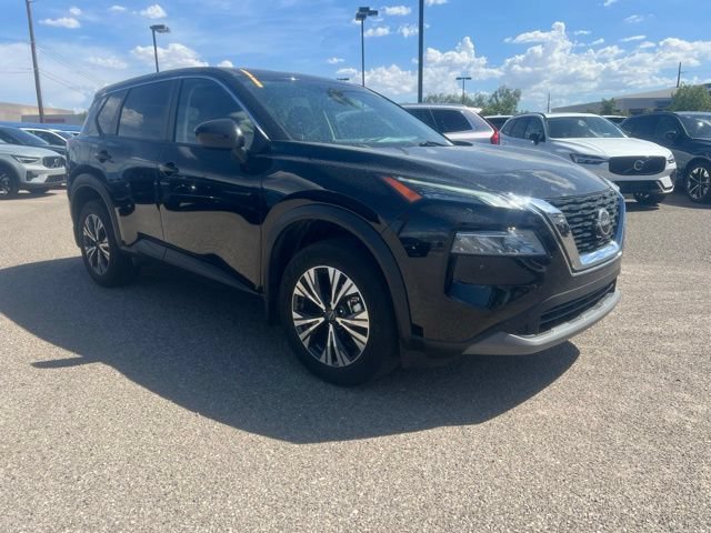 Used 2023 Nissan Rogue SV FWD image 1