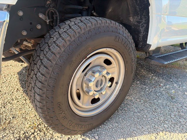 Used 2022 Ford F250 XL w/ Power Equipment Group AWD/4WD image 4