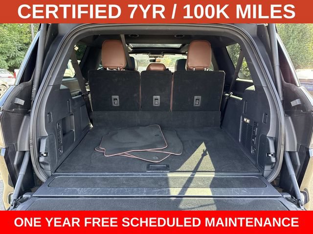 Used 2025 Lincoln Navigator L Reserve AWD/4WD image 12