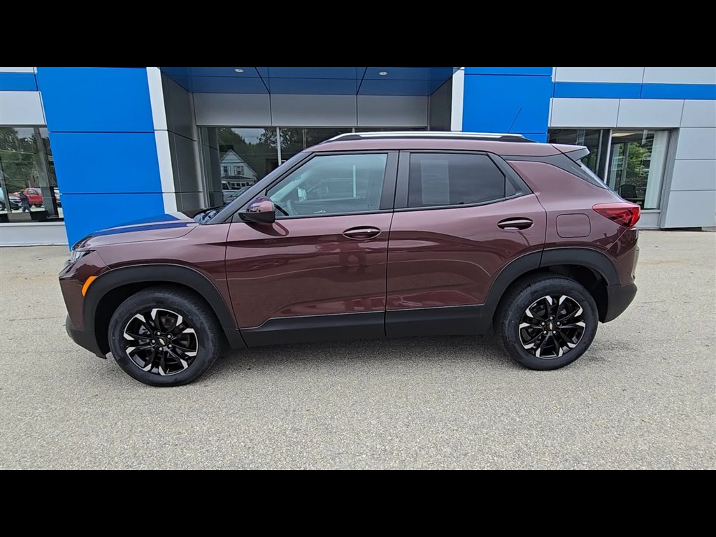 Used 2023 Chevrolet TrailBlazer LT FWD image 5