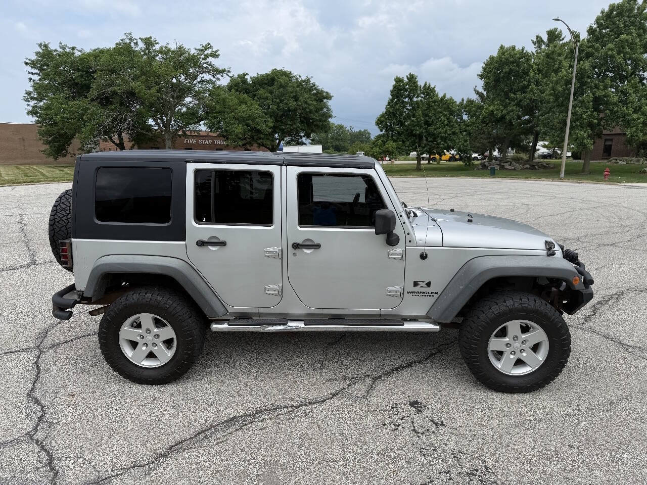Used 2008 Jeep Wrangler Unlimited X AWD/4WD image 5