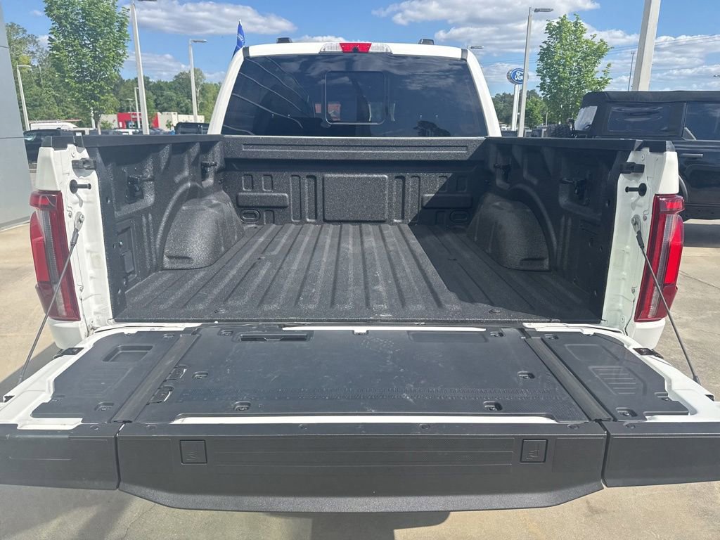 Used 2024 Ford F150 Platinum w/ FX4 Off-Road Package image 32