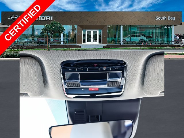 Certified 2025 Hyundai Santa Fe SEL FWD image 17