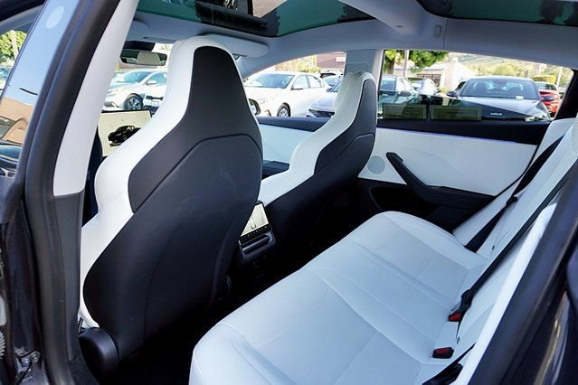Used 2024 Tesla Model 3 Performance image 19