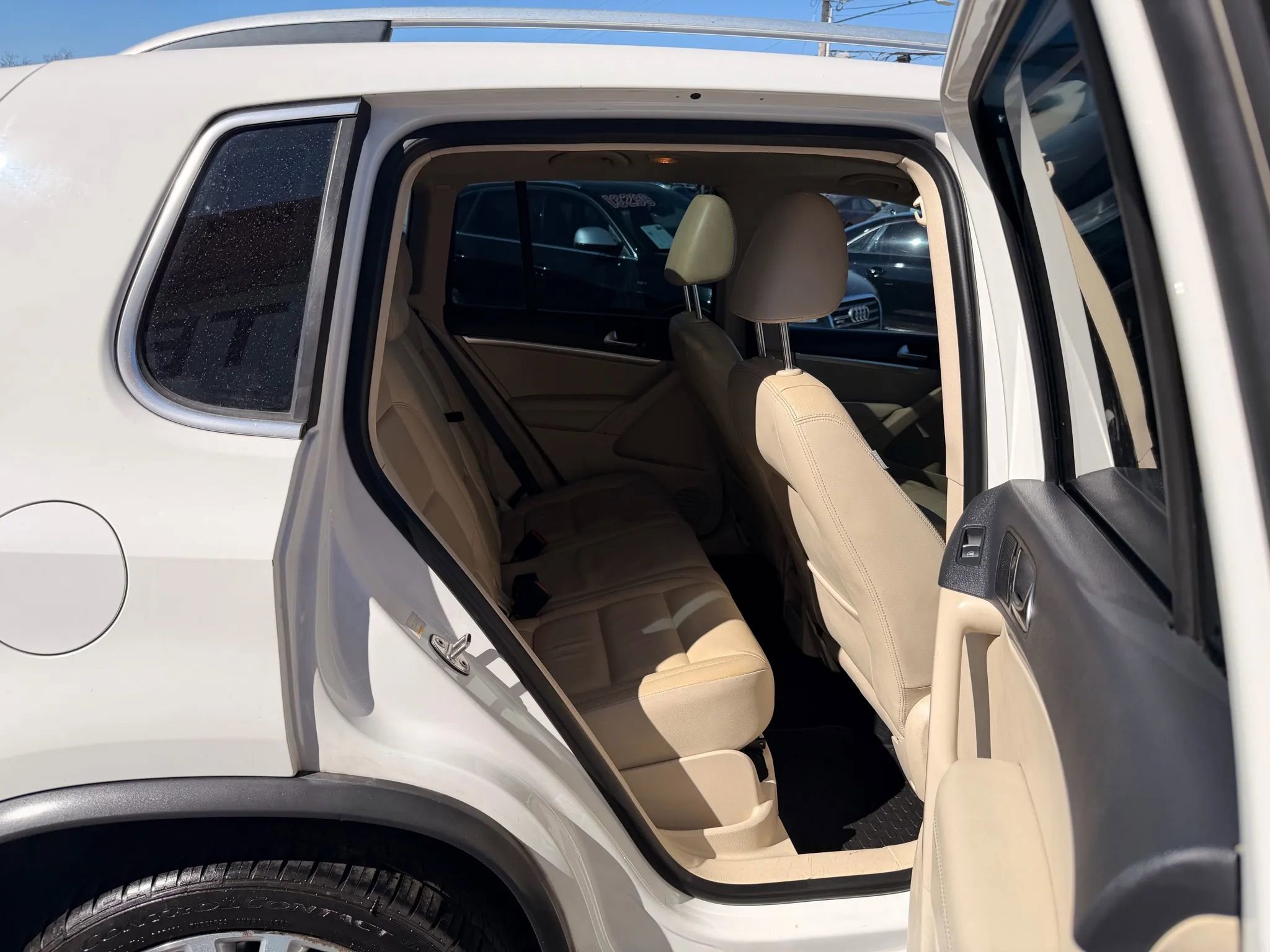 Used 2013 Volkswagen Tiguan S FWD image 26