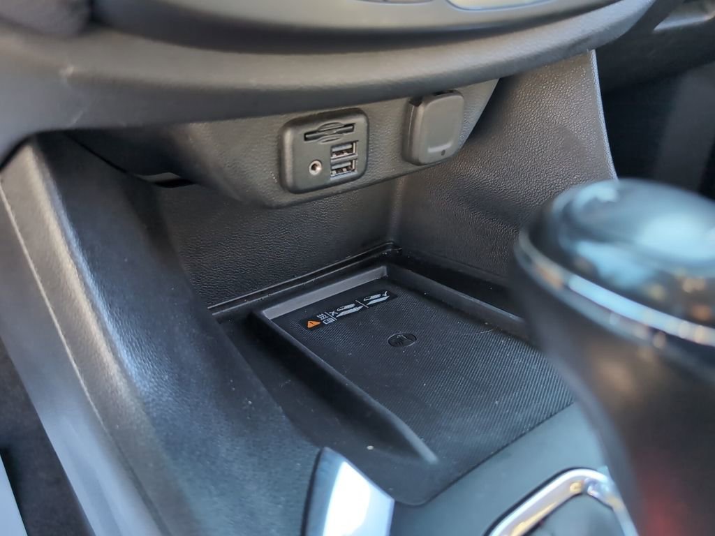 Used 2020 Chevrolet Traverse Premier w/ Redline Edition image 26