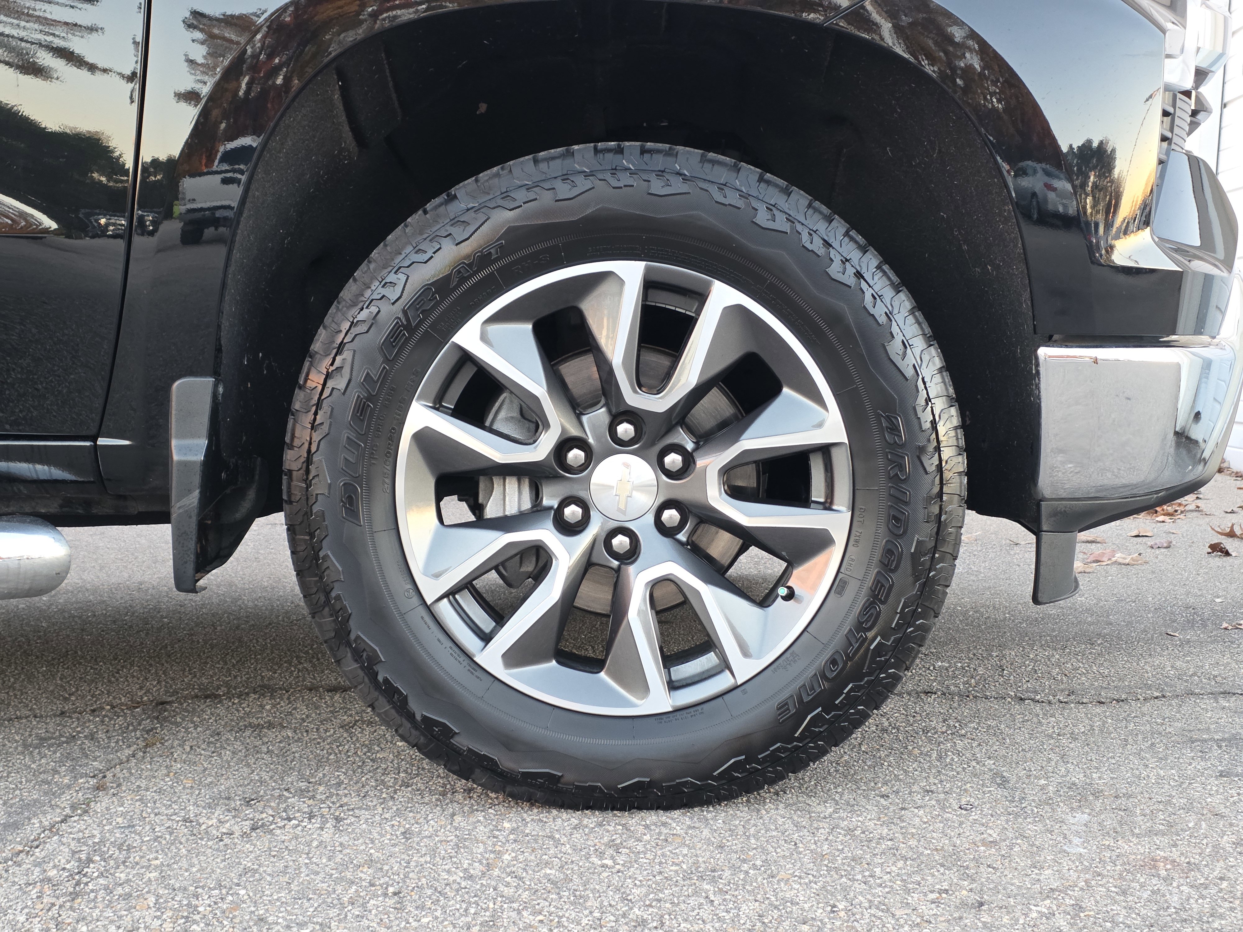 Used 2022 Chevrolet Silverado 1500 LT image 41