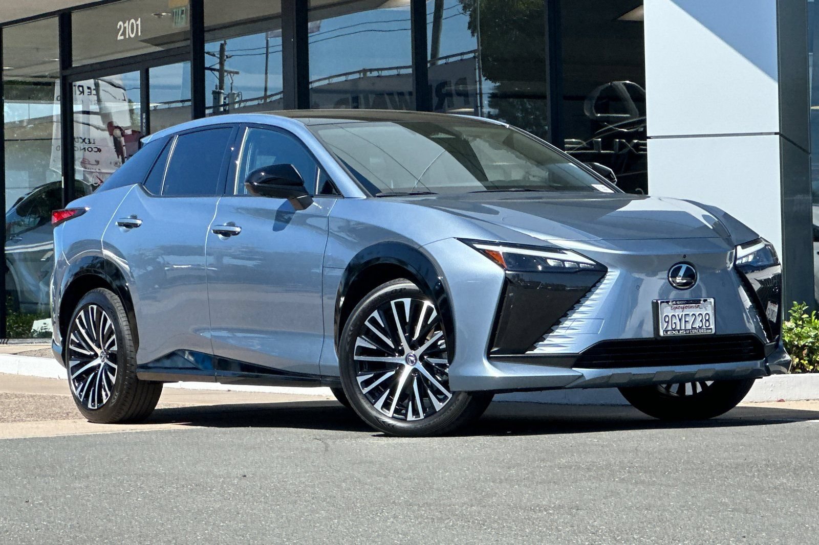 Certified 2023 Lexus RZ 450e Premium w/ Accessory Package (Z1) AWD/4WD image 2